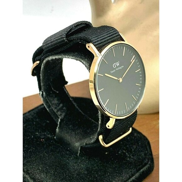 Daniel Wellington Women's Watch Quartz Rose Gold 36mm Black Dial Nylon Strap - Picture 2 of 13